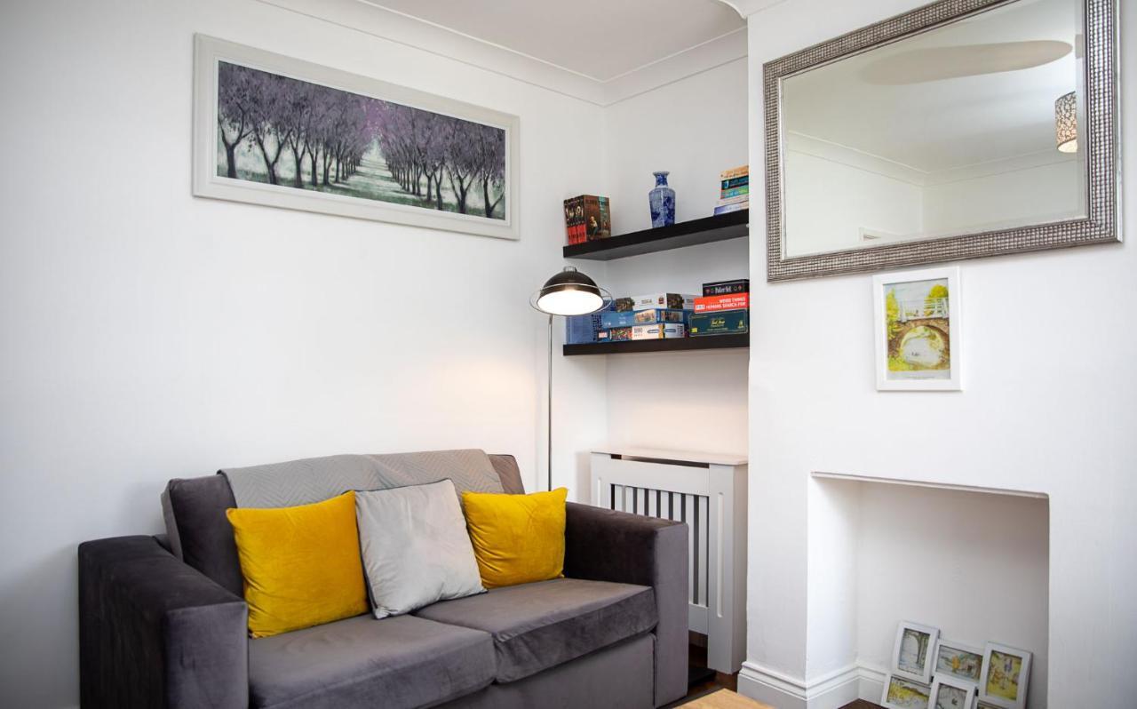 Bright 3 Bedroom Townhouse Near City Centre Норвіч Екстер'єр фото